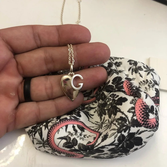 ! GUCCI G CHARLOTTE HEART NECKLACE and Charlotte Heart Charm G Silver B… - Picture 3 of 10